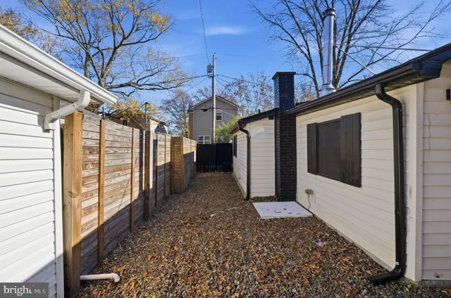 a view of a pathway with a building
