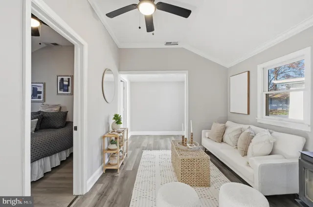 $278,500 | 4717 Frederick Avenue, Shady Side, MD 20764