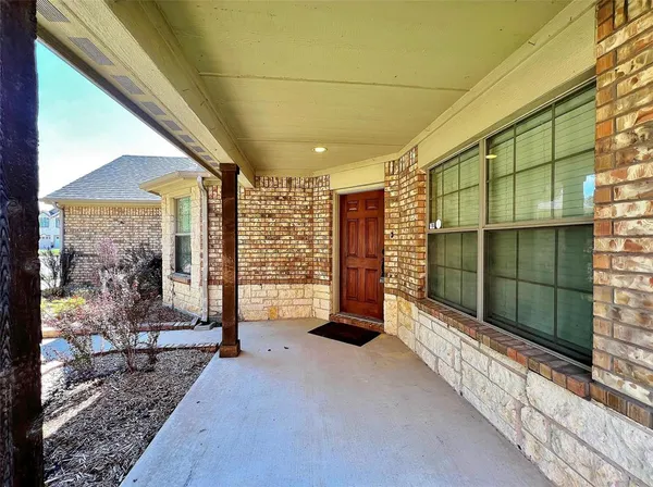 $2,595 | 7235 La Mancha, Grand Prairie, TX 75054