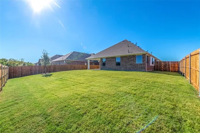 $2,650 | 2814 Chert Court, Sherman, TX 75092