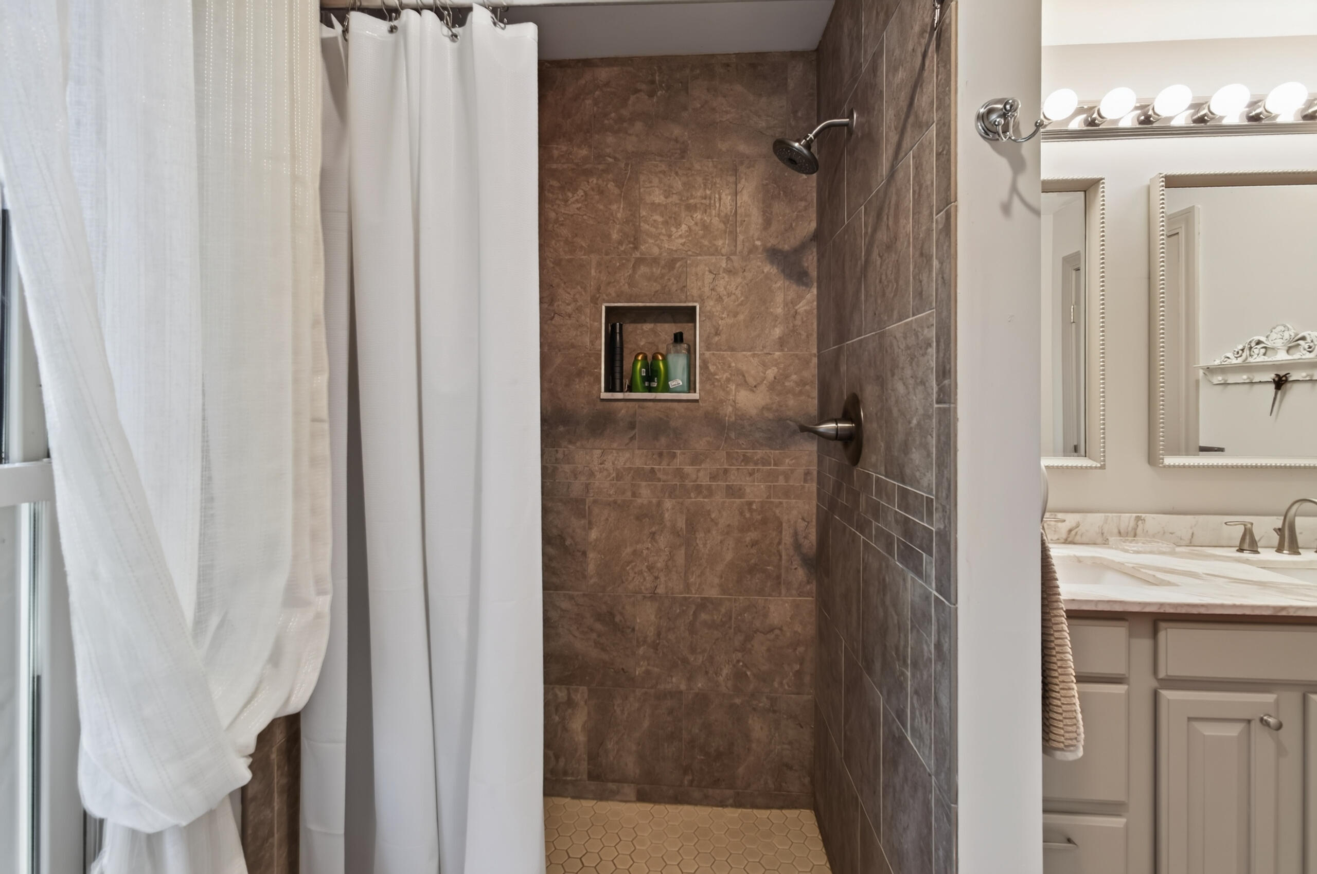 1890 Pope Road Danville, KY 40422 - Photo 81 of 99 Bathroom #4 Second Floor