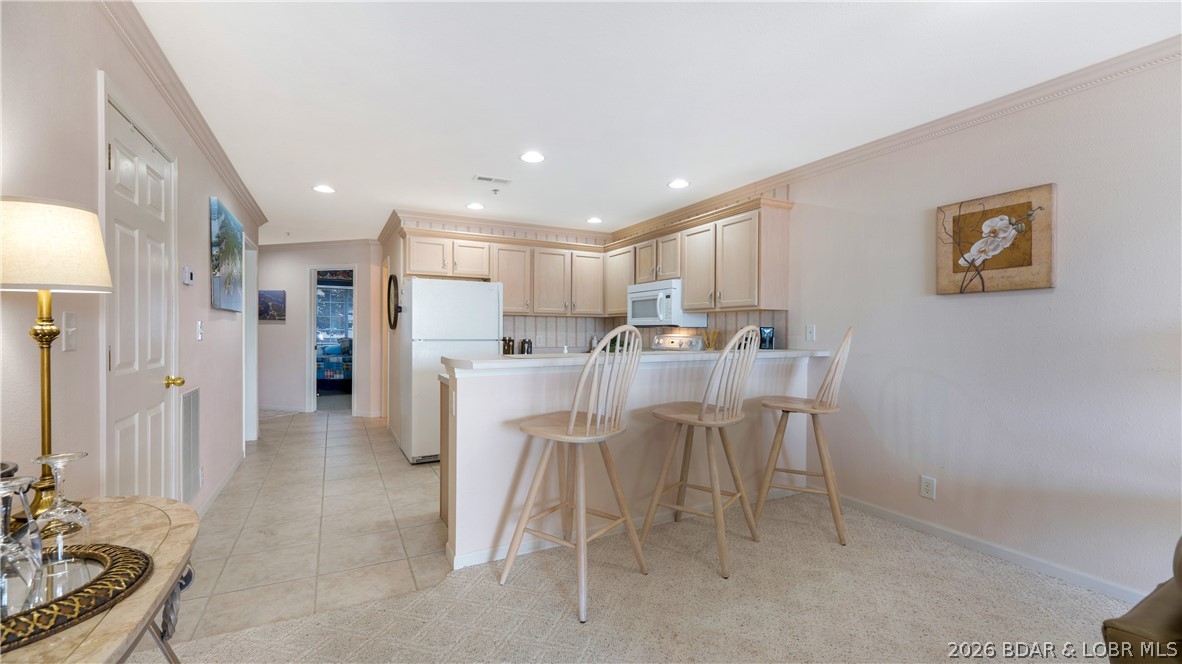 164 Sac Road, Unit B201 Sunrise Beach, MO 65079 - Photo 5 of 35