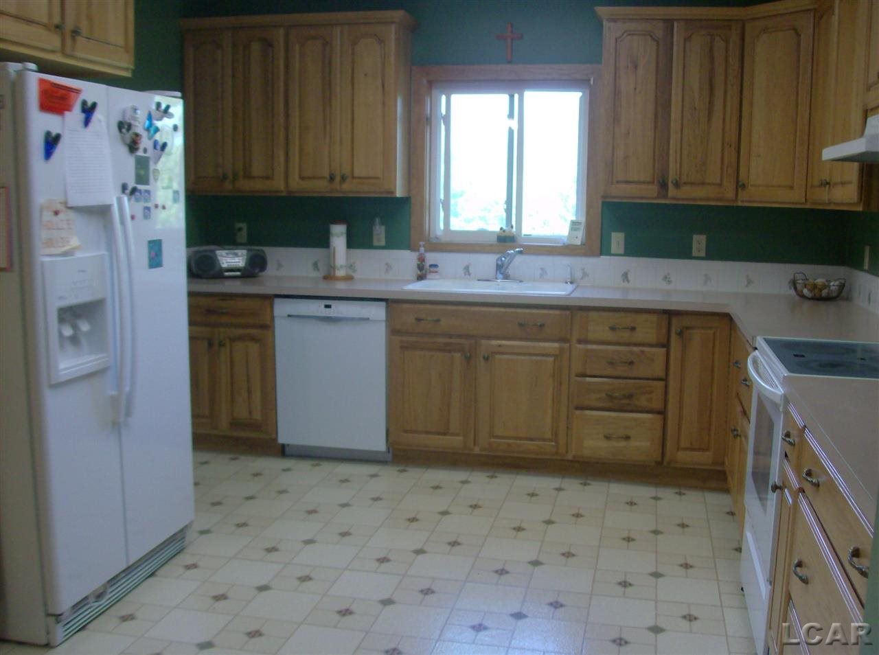 15354 Lawrence Road Hudson, MI 49247 - Photo 8 of 15 31213712-7.JPG