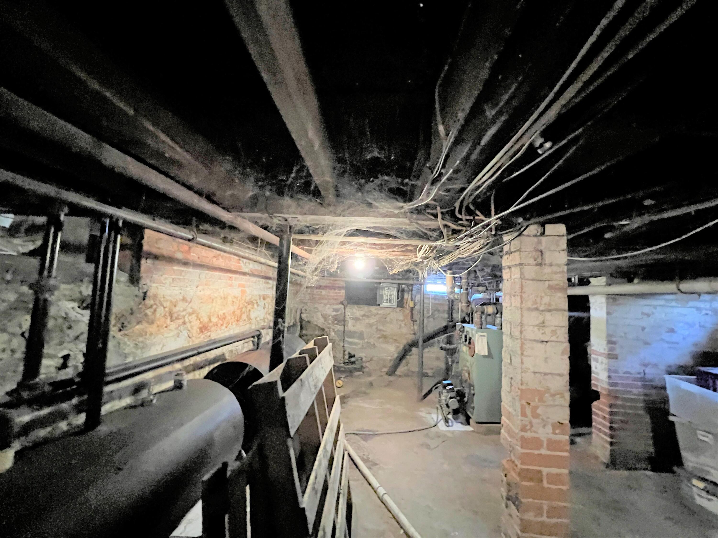 16 Spring Street Westbrook, ME 04092 - Photo 37 of 44 2023-04-28 09.48.30