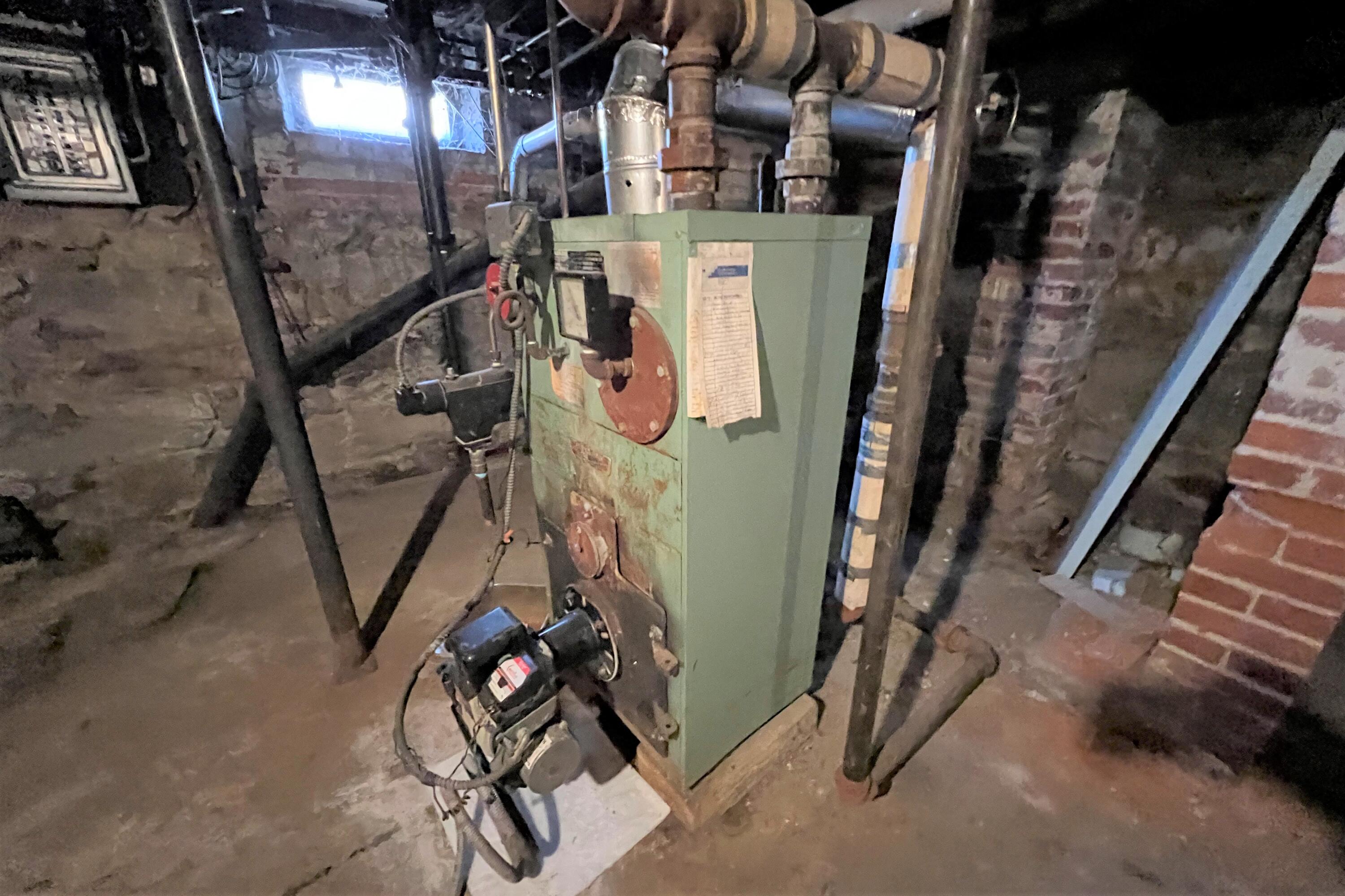 16 Spring Street Westbrook, ME 04092 - Photo 38 of 44 2023-04-28 09.48.52