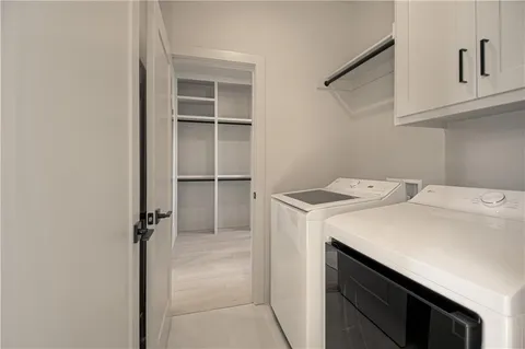 $775,000 | 1009 Wilds Parkway, Greenwood, MO 64034