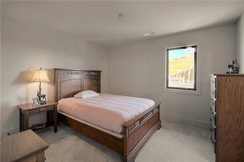 $775,000 | 1009 Wilds Parkway, Greenwood, MO 64034