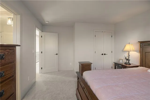 $775,000 | 1009 Wilds Parkway, Greenwood, MO 64034