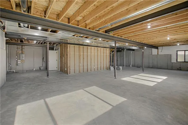 $775,000 | 1009 Wilds Parkway, Greenwood, MO 64034