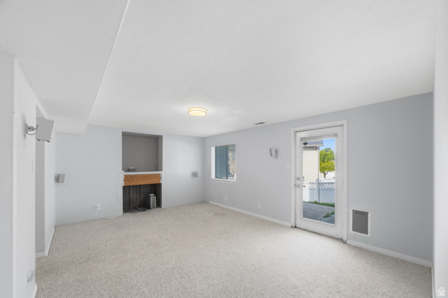 7910 Pear Tree Circle Sandy, UT 84094 - Photo 19 of 32