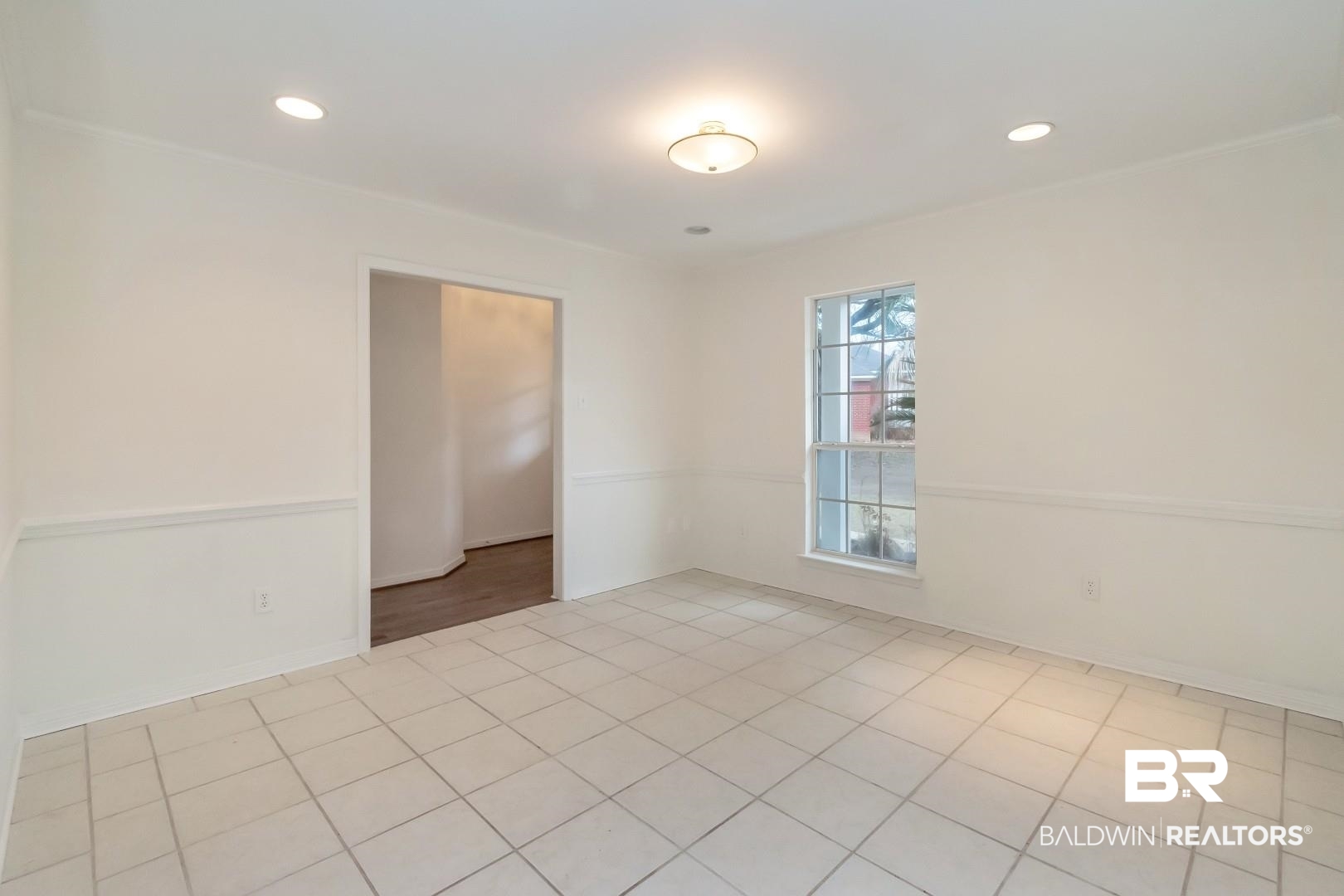 10006 Wedgefield Court Mobile, AL 36608 - Photo 19 of 34 Spare room featuring recessed lighting and light tile patterned floors