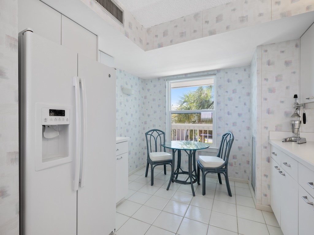 8840 South Sea Oaks Way, Unit 303B Vero Beach, FL 32963 - Photo 11 of 32