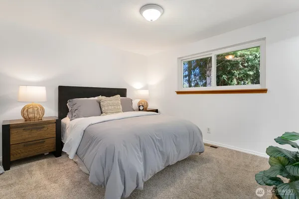$599,950 | 2809 Montclair Court Southeast, Lacey, WA 98503