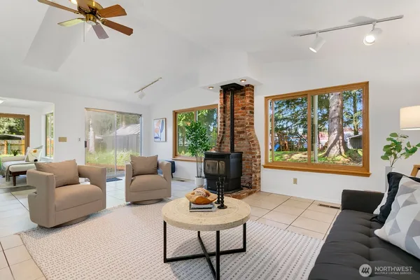 $599,950 | 2809 Montclair Court Southeast, Lacey, WA 98503
