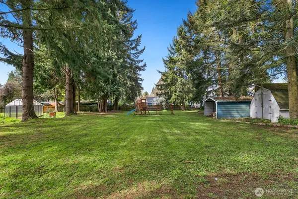 $599,950 | 2809 Montclair Court Southeast, Lacey, WA 98503