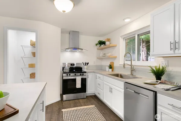 $599,950 | 2809 Montclair Court Southeast, Lacey, WA 98503