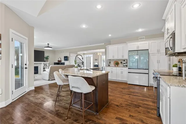 $535,000 | 2224 Northeast 112th Street, Kansas City, MO 64155