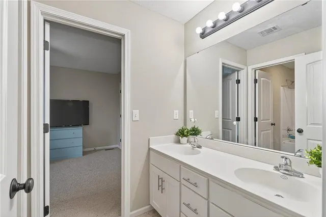 $535,000 | 2224 Northeast 112th Street, Kansas City, MO 64155