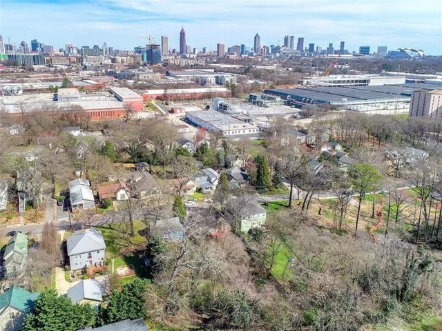 $2,450 | 980 Longley Avenue Northwest, Atlanta, GA 30318