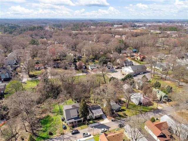 $2,450 | 980 Longley Avenue Northwest, Atlanta, GA 30318