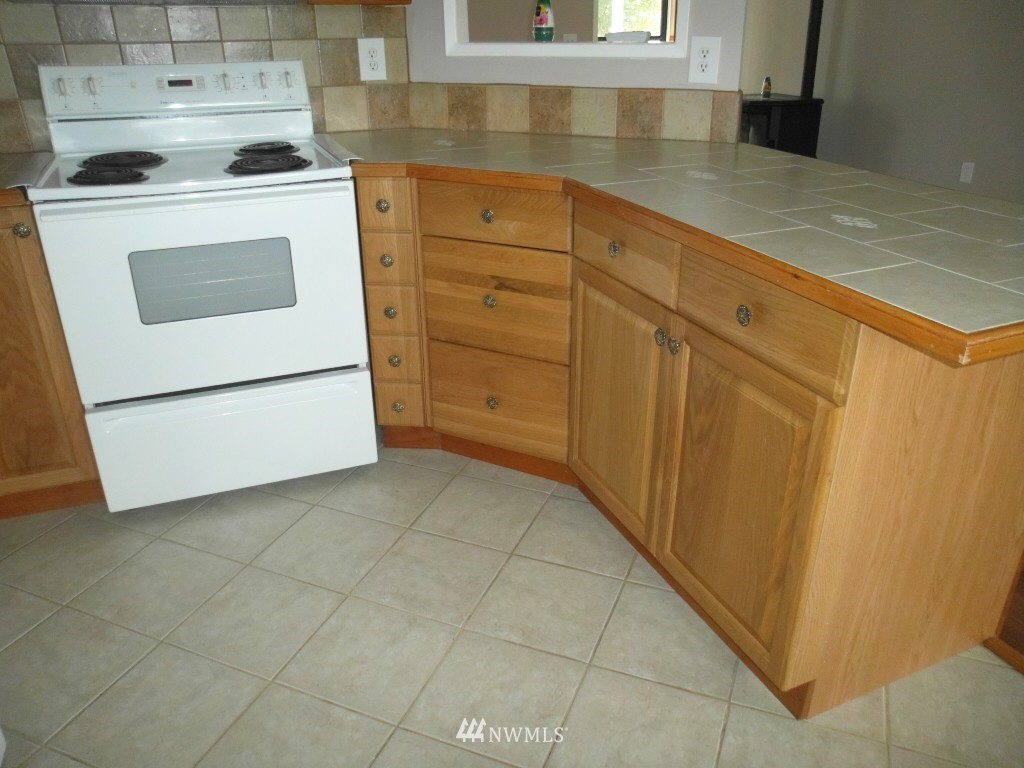 8334 183rd Avenue Southwest Rochester, WA 98579 - Photo 13 of 21