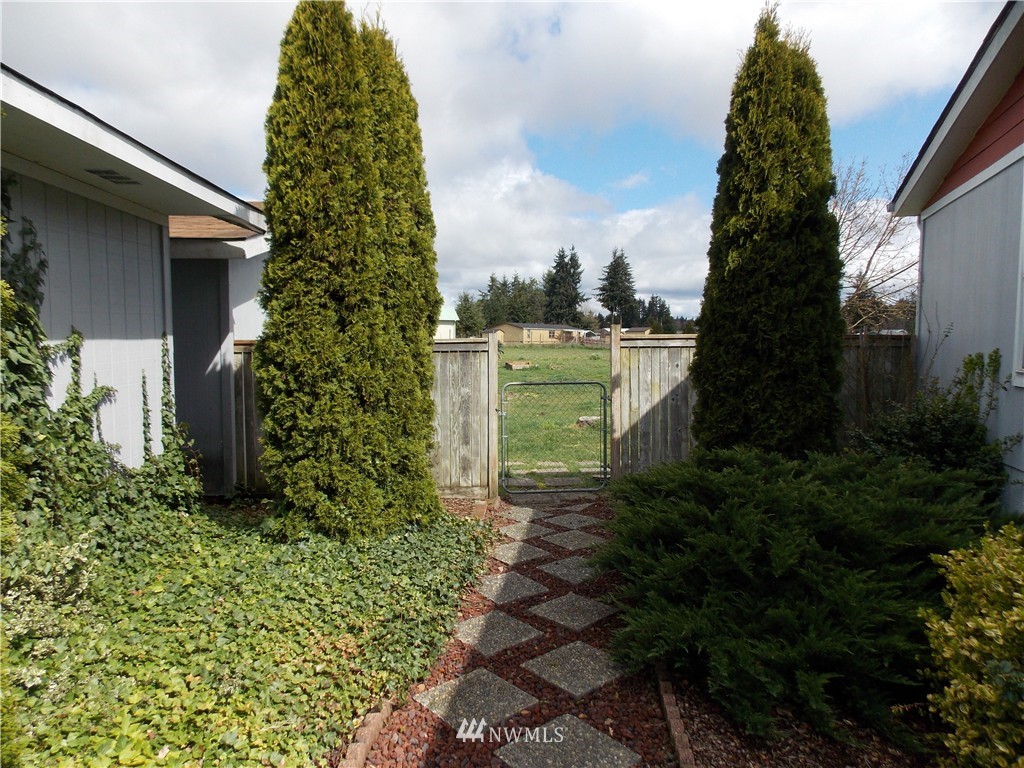 8334 183rd Avenue Southwest Rochester, WA 98579 - Photo 20 of 21