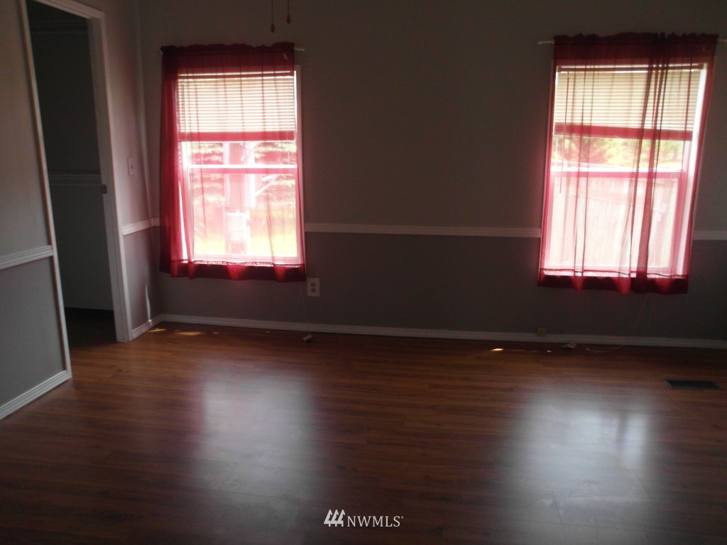 8334 183rd Avenue Southwest Rochester, WA 98579 - Photo 10 of 21