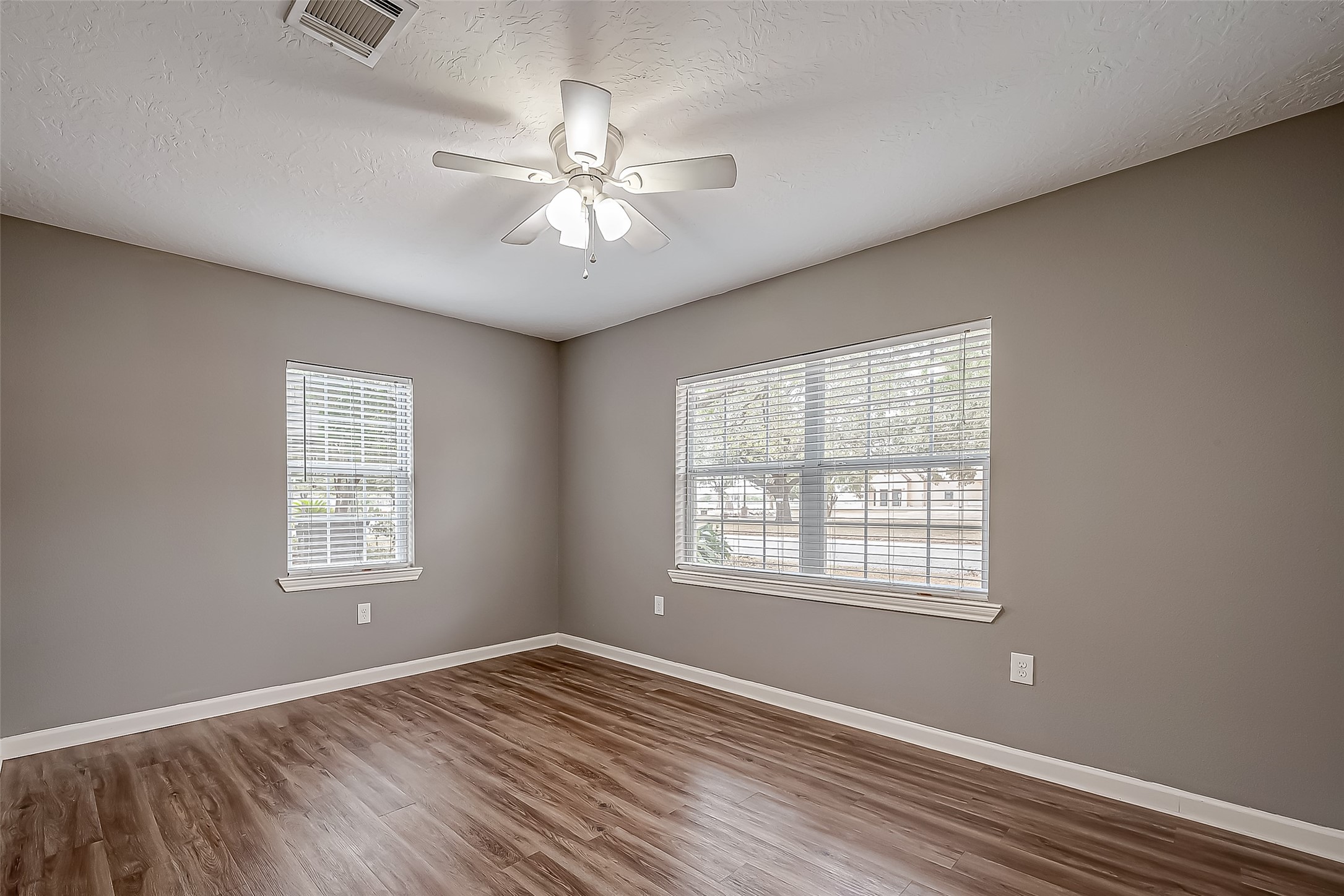 1513 George Street Rosenberg, TX 77471 - Photo 19 of 36 Gallery Image 19