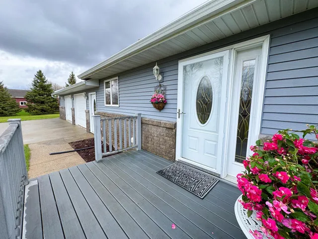 $599,900 | 28556 Water Street Road, Underwood, MN 56586