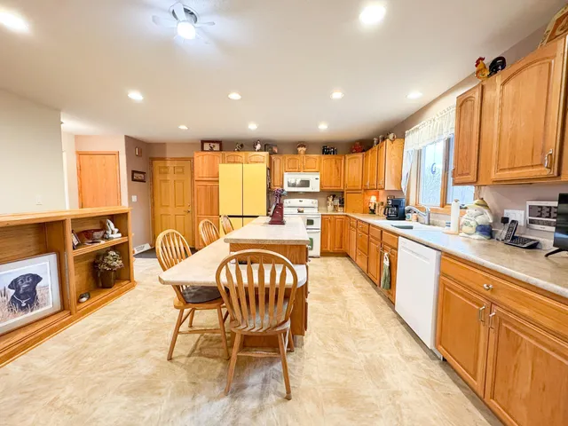 $599,900 | 28556 Water Street Road, Underwood, MN 56586