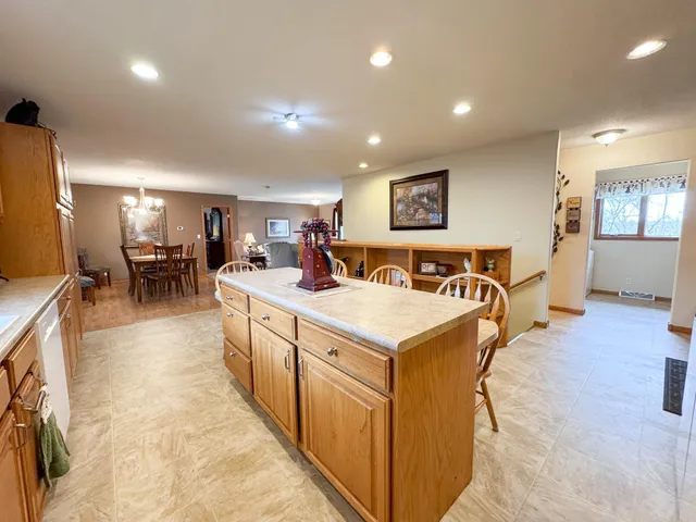 $599,900 | 28556 Water Street Road, Underwood, MN 56586