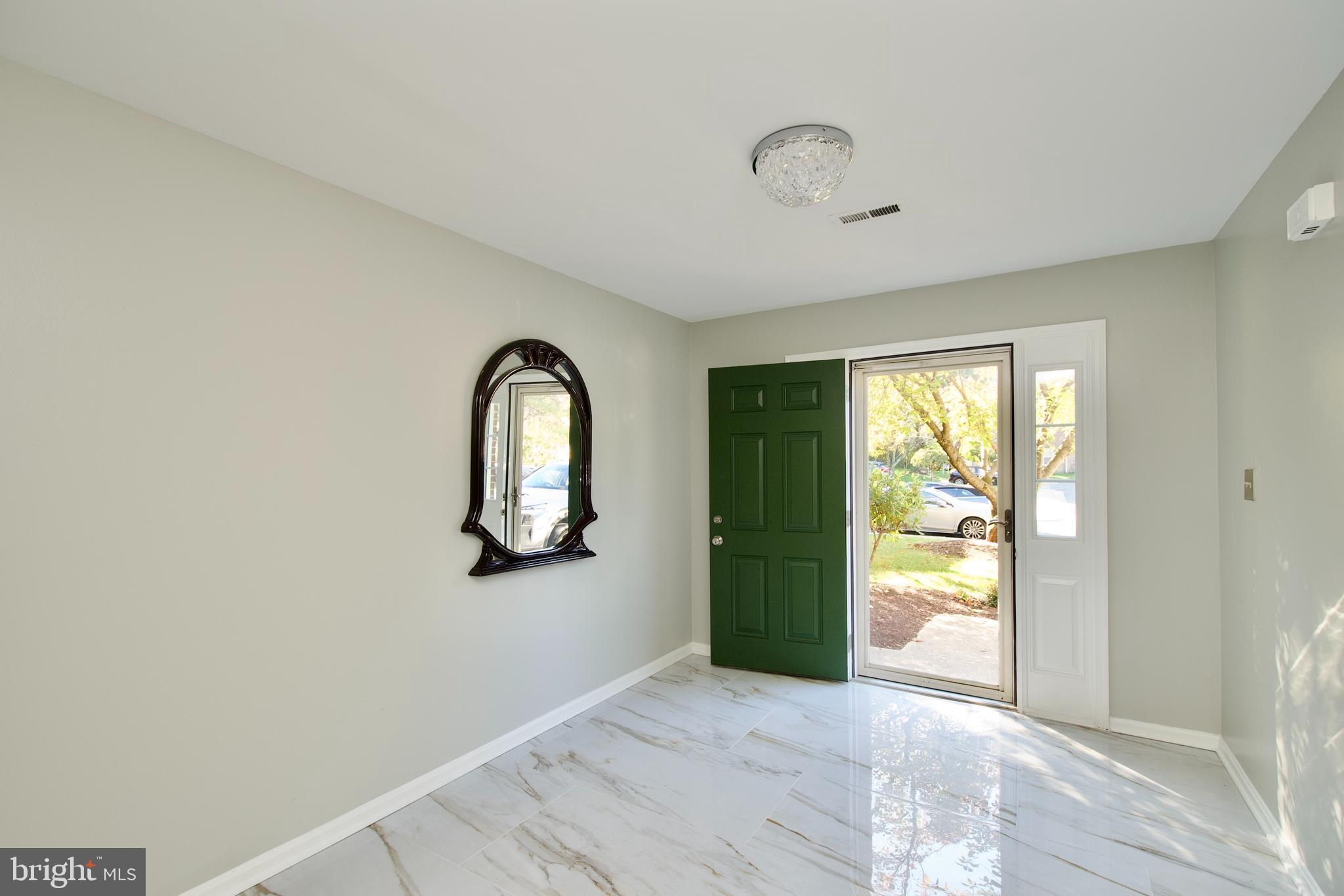 11324 Baritone Court Silver Spring, MD 20901 - Photo 5 of 41 Gallery Image 5