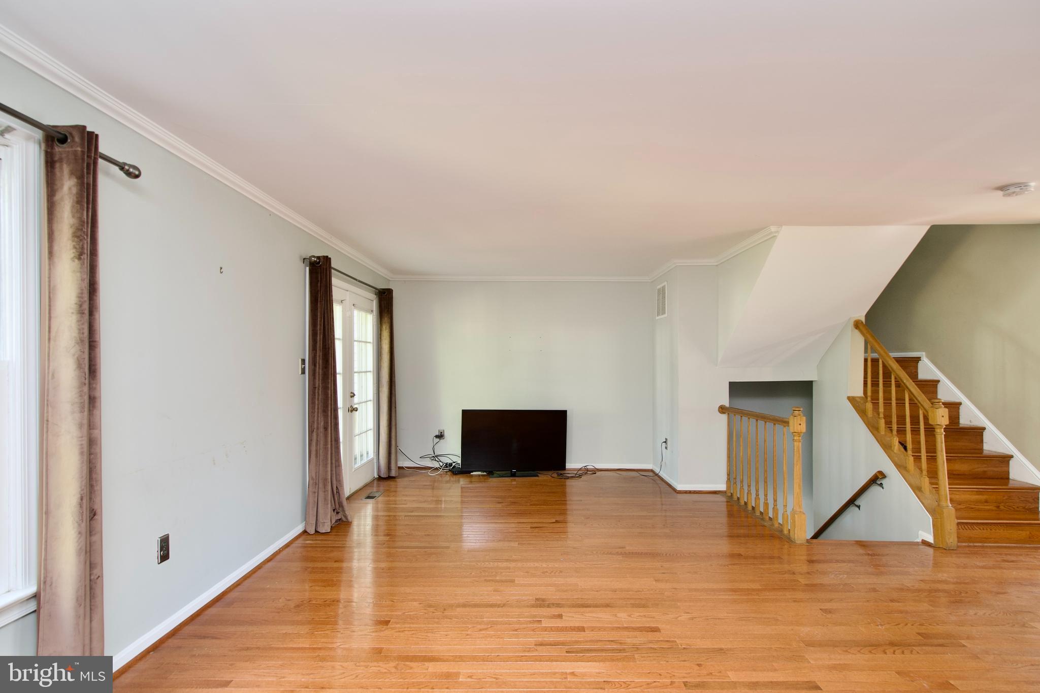 11324 Baritone Court Silver Spring, MD 20901 - Photo 8 of 41 Gallery Image 8