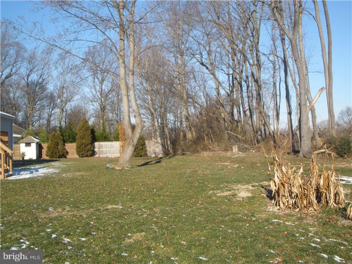 70 Oberlin Road Pennsville, NJ 08070 - Photo 4 of 15 View