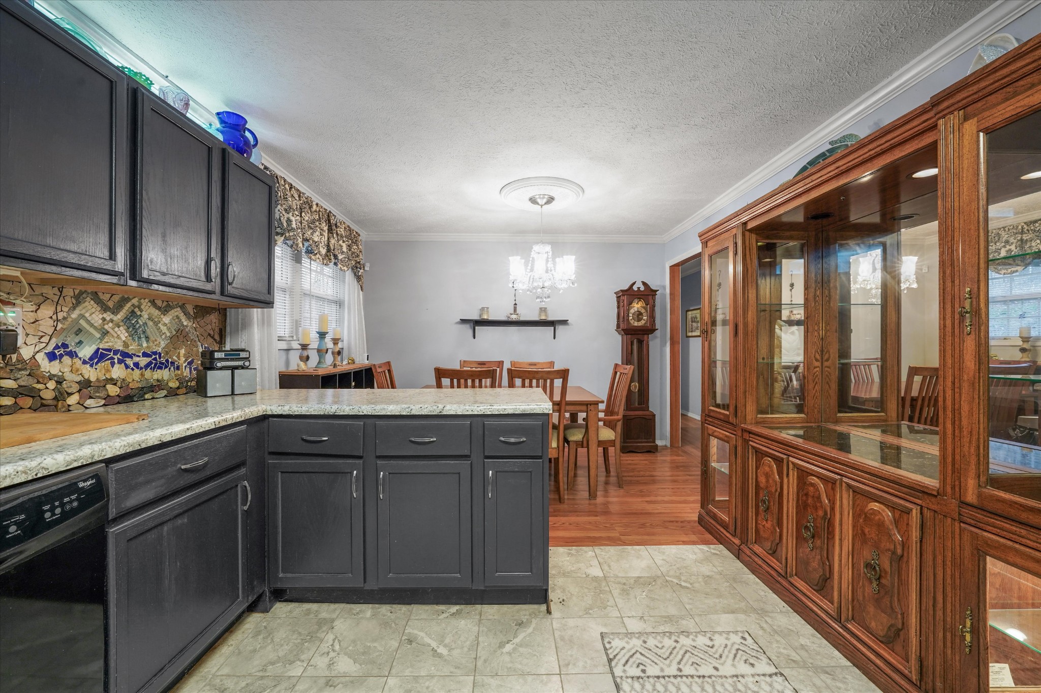 131 Scott Road Harriman, TN 37748 - Photo 18 of 51 a kitchen with lots of counter top space