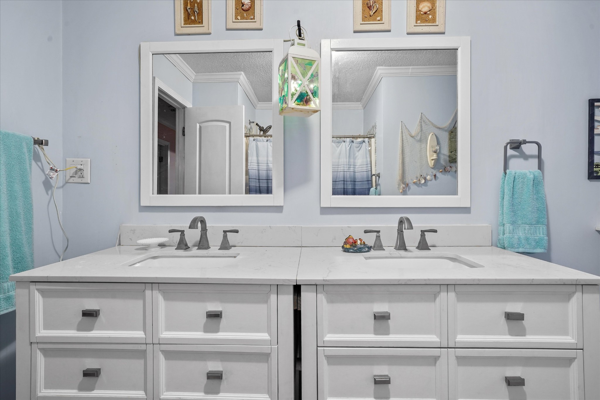 131 Scott Road Harriman, TN 37748 - Photo 27 of 51 a bathroom with double sink and a mirror