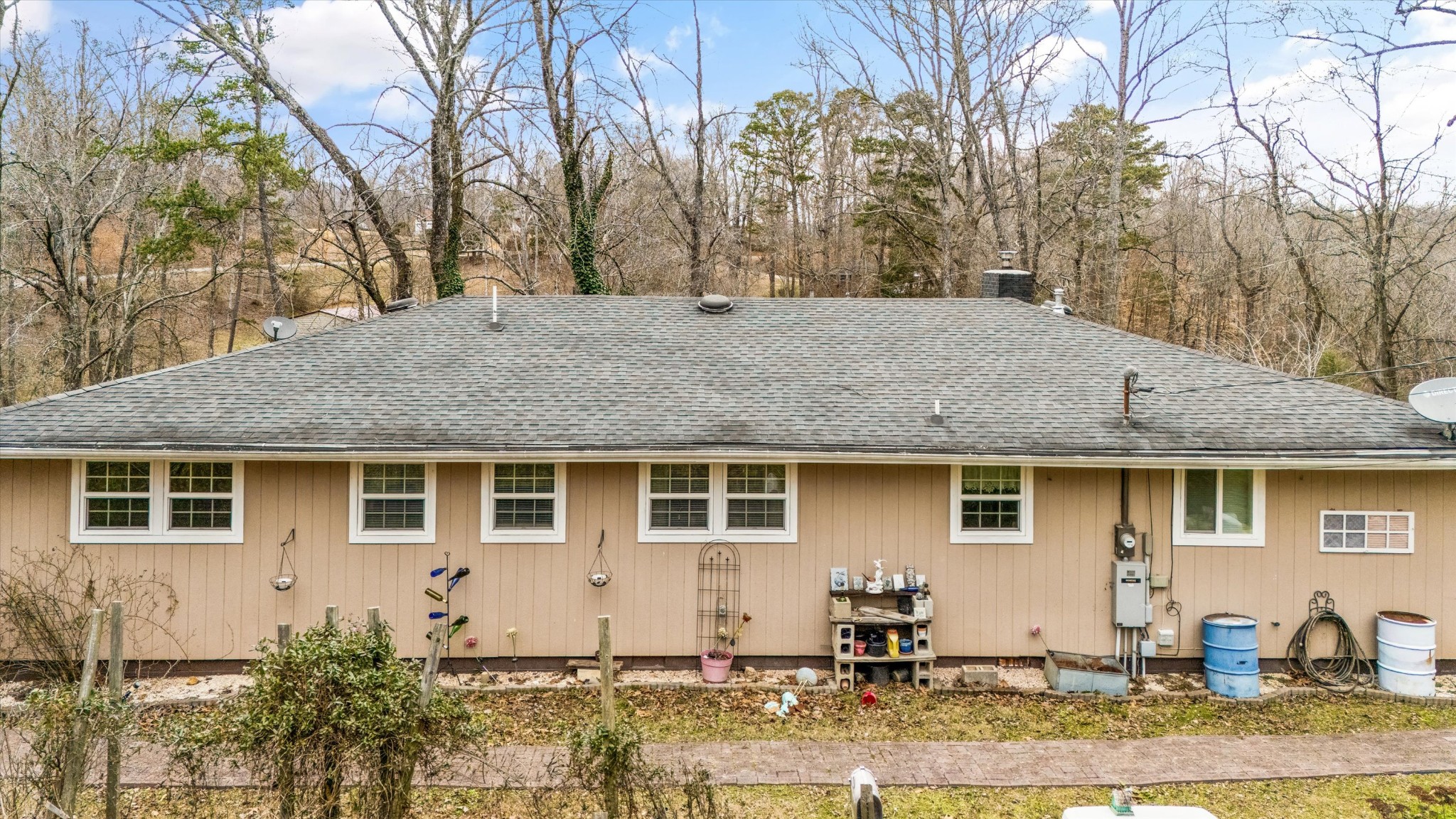131 Scott Road Harriman, TN 37748 - Photo 50 of 51 a front view of a house with garden