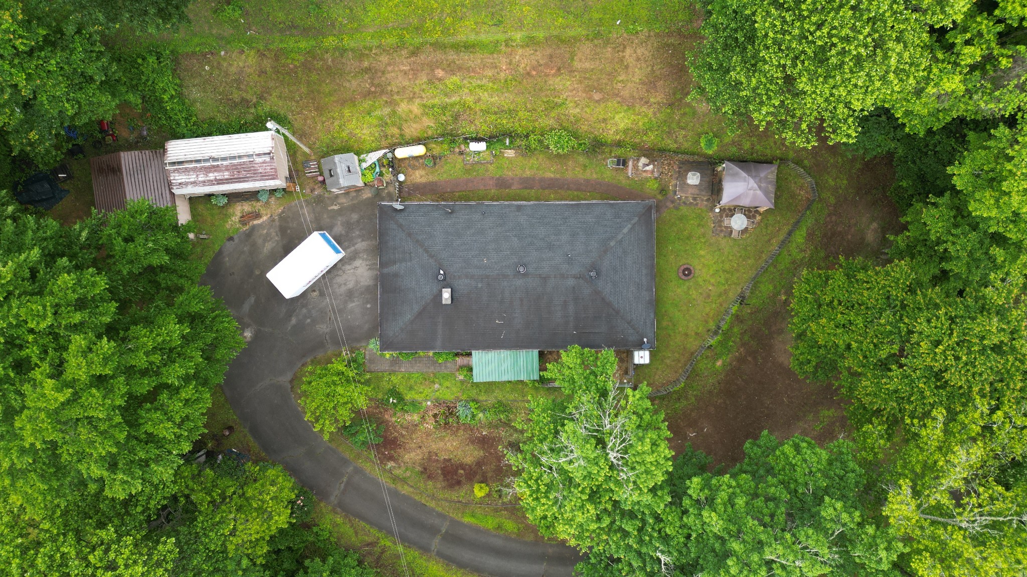 131 Scott Road Harriman, TN 37748 - Photo 9 of 51 an aerial view of a house with a yard