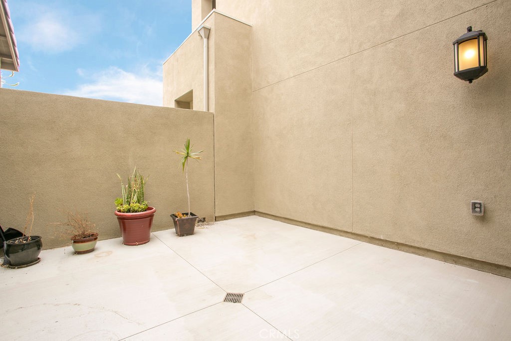 233 Follyhatch Irvine, CA 92618 - Photo 13 of 22