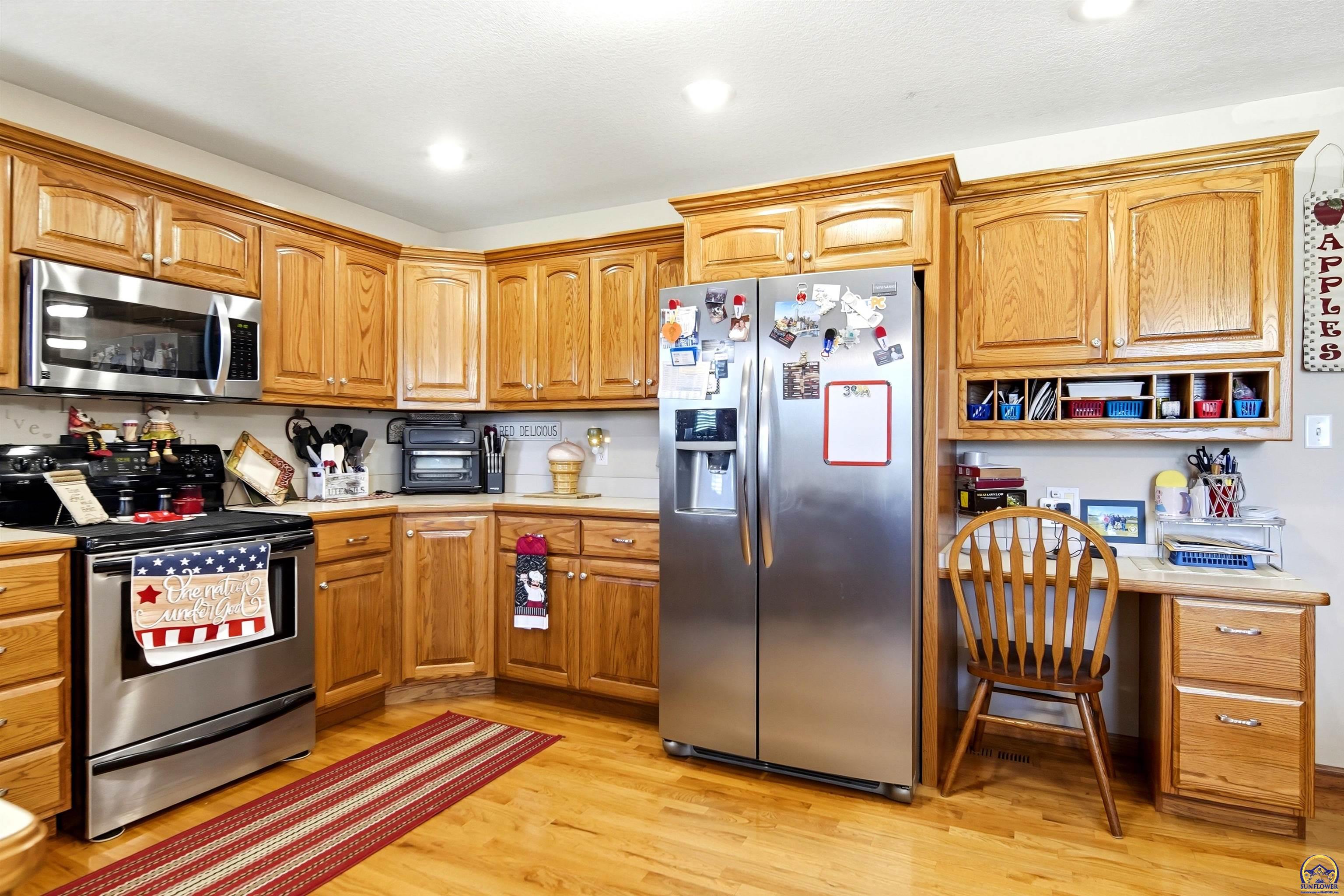 5045 Northwest Rochester Road Topeka, KS 66618 - Photo 9 of 31