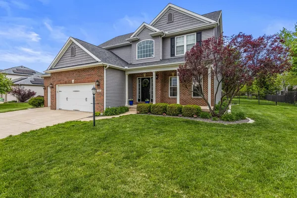 $549,000 | 1308 East Woodberry Drive, Mahomet, IL 61853