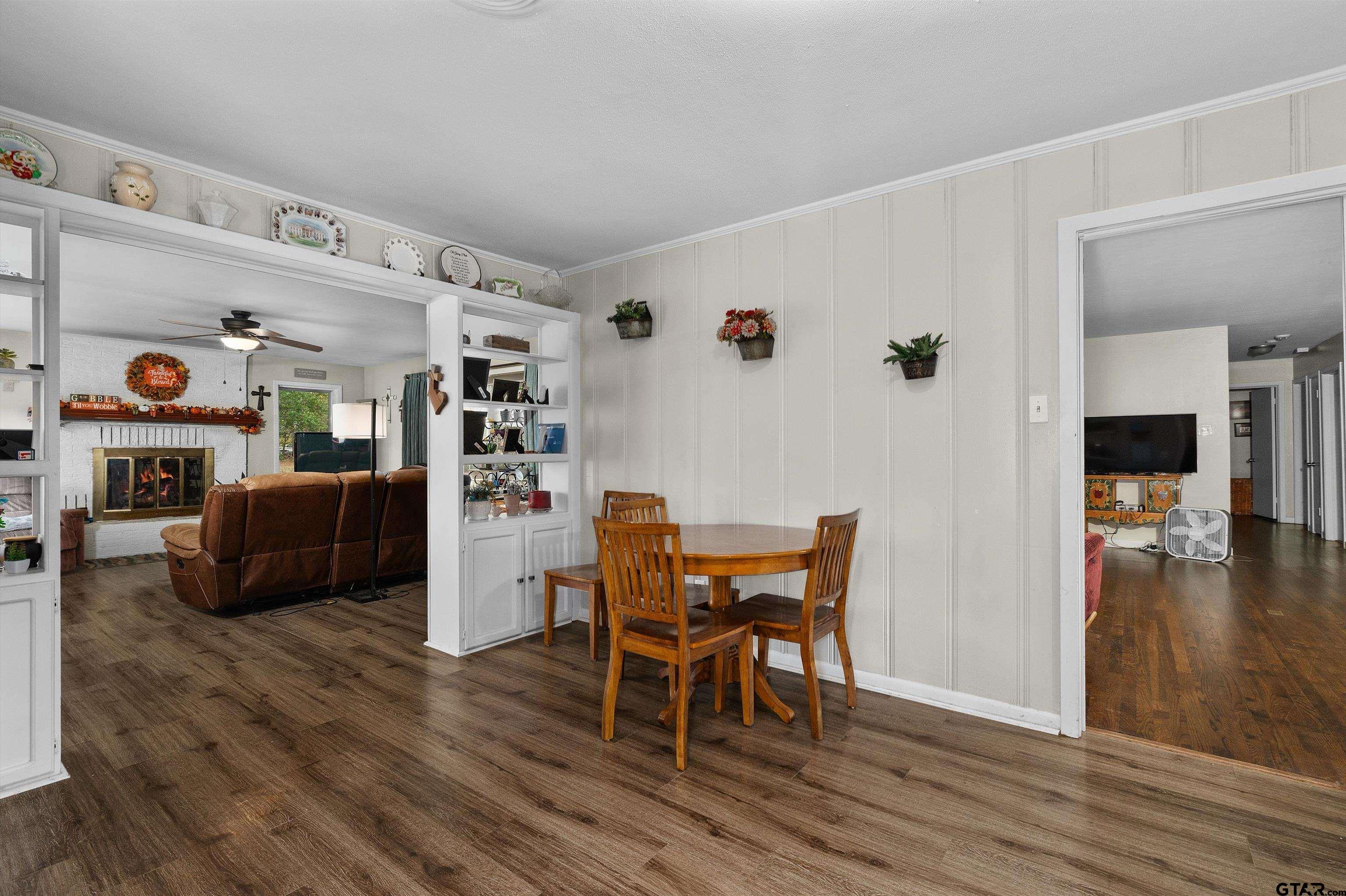 387 Hill Avenue Rusk, TX 75785 - Photo 12 of 26 a living room with furniture and wooden floor
