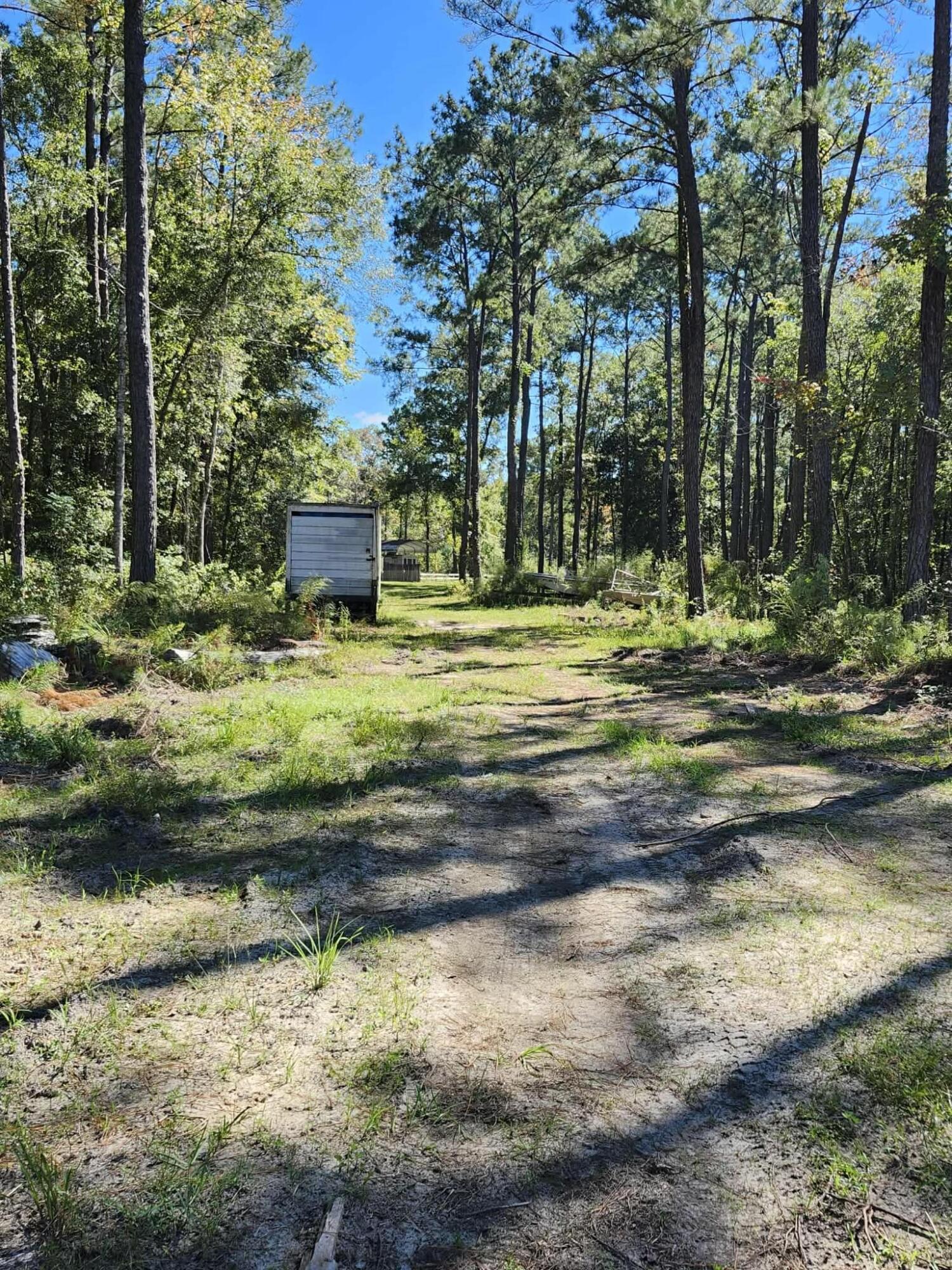 402 Smokehouse Lake Road Ponce de Leon, FL 32455 - Photo 3 of 13 a view of a house with a yard