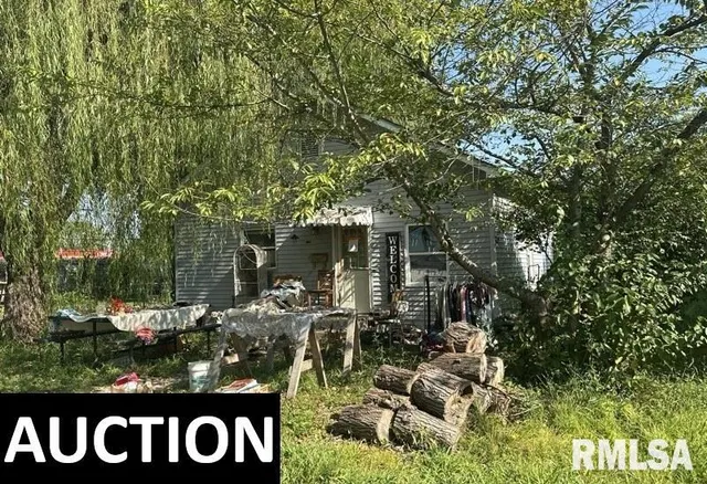 $20,000 | 1203 West Oak Street, West Frankfort, IL 62896