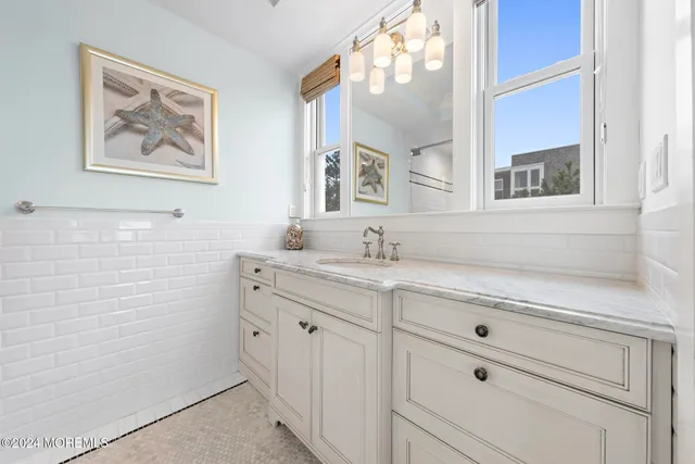 $8,395,000 | 6601 Ocean Boulevard, Beach Haven, NJ 08008