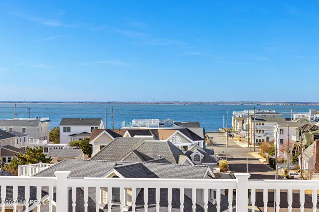 $8,395,000 | 6601 Ocean Boulevard, Beach Haven, NJ 08008