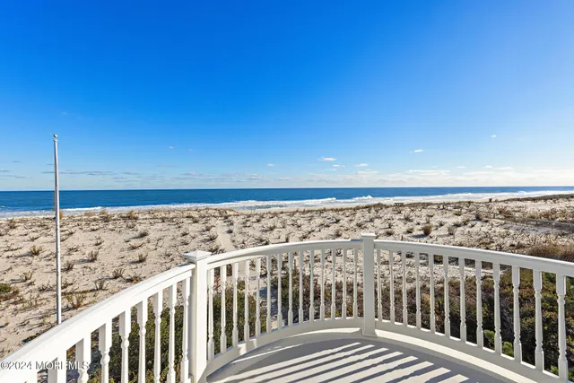 $8,395,000 | 6601 Ocean Boulevard, Beach Haven, NJ 08008