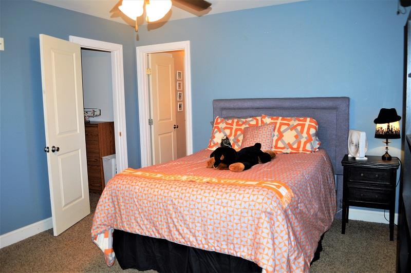 1233 Post Oak Road Belvidere, TN 37306 - Photo 18 of 30 This is the 12x14 bedroom 4 that shares the Jack and Jill bath.