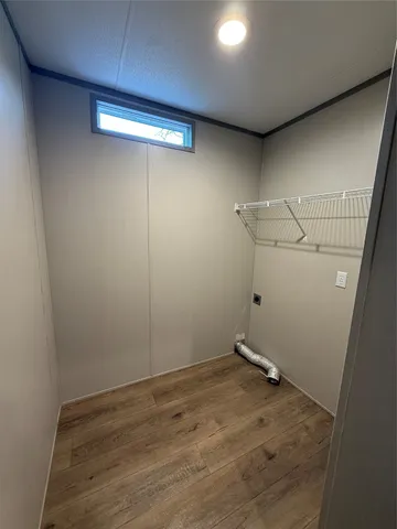 $1,299 | 327 County Road 2296, Cleveland, TX 77327