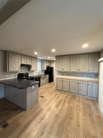 $1,299 | 327 County Road 2296, Cleveland, TX 77327